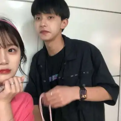  动漫真人情头满脑子都是你