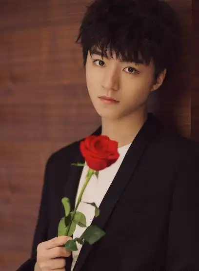  男明星商业价值榜龚俊没有上榜,蔡徐坤排第四,排名第一无悬念