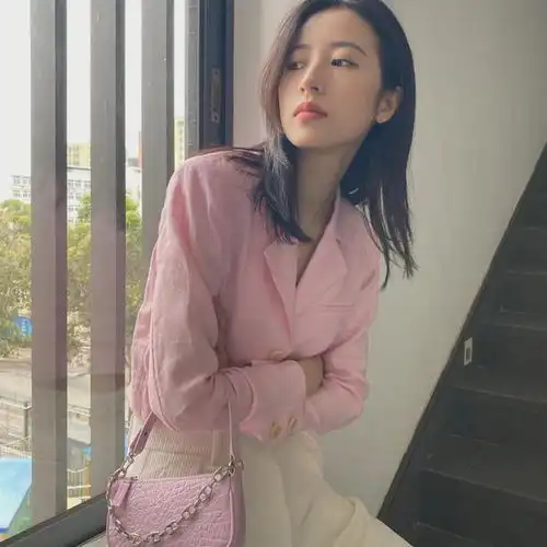  冰冷的性感这颜值,绝杀了