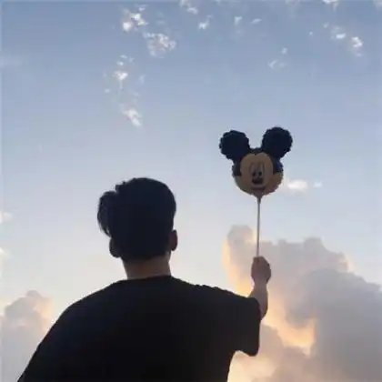  时尚潮流情侣头像两张,在一起是你和我的约定