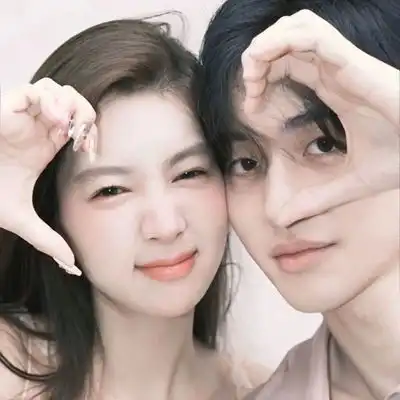  2023最新小清新唯美真人情侣头像