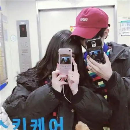  比较炫酷的头像情侣一男一女,因为炫酷才值得使用