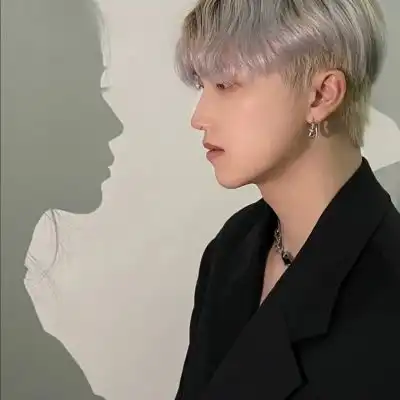  ins真人恩爱情头你对象这个位子情侣头像我要个性网