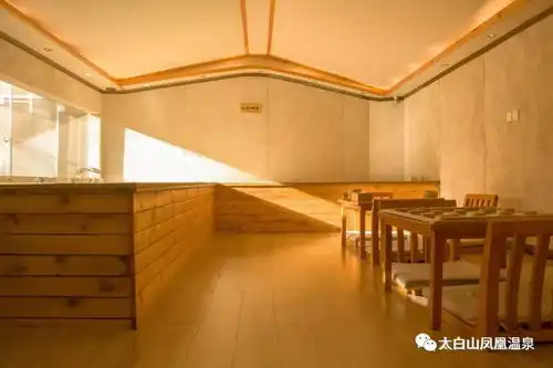  担心抢不到春运票这趟小火车不用票也能上