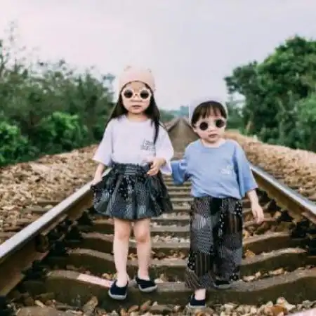  呆萌超级可爱的小孩情侣头像,孩子系的情头喜欢的人比较多