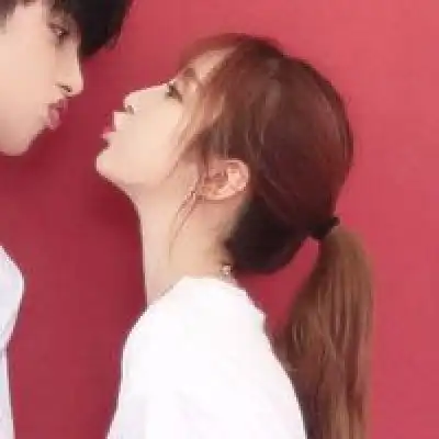  玩网情侣头像高清真人优质情侣头像一人一半