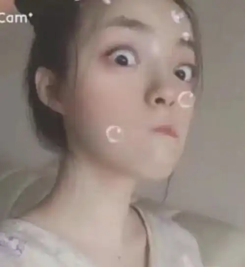 丁昱彤一生只爱管虎炮轰梁静网友不是疯小三就是神经病