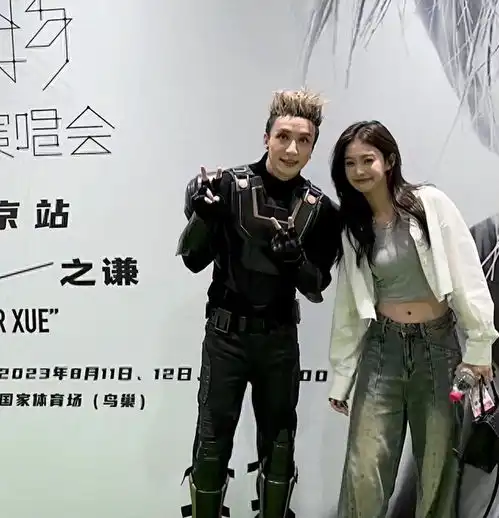  王思聪新女友身份被扒,00后网红长相清纯,她会是最后的赢家吗