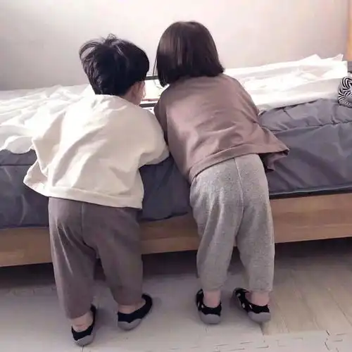  背景图,喜欢你不是秘密