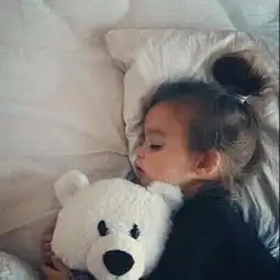  哪位大神能帮我找到这张图的情侣头像