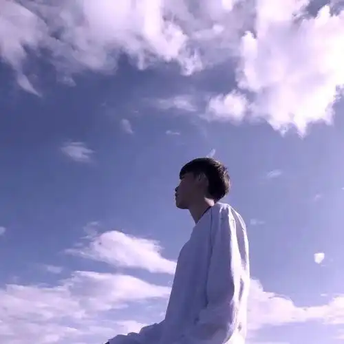  超火的情头爱情小坦克,谁撞谁休克