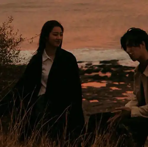  情侣头像太甜了