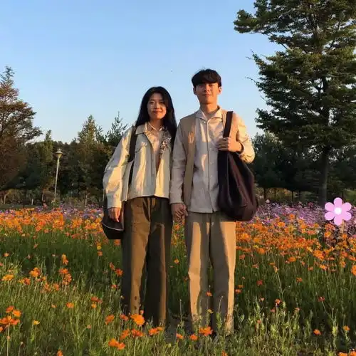  ins穿搭博主这对韩国科学家情侣真的好会穿