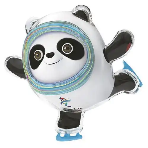  冰墩墩雄狮少年出游澳门中国当代经典动漫作品展在澳门开幕