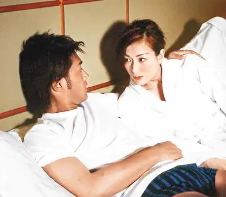  粉丝送花砸场疑姚晨出轨事件公关幕后pk曝光