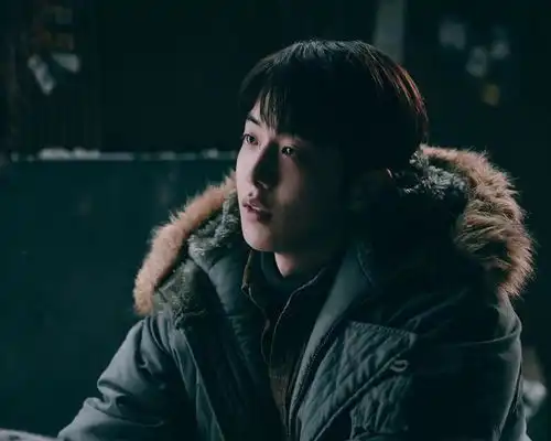  相差12岁再组情侣档,韩国人拍日式纯爱片,7900人观影夺票房冠军