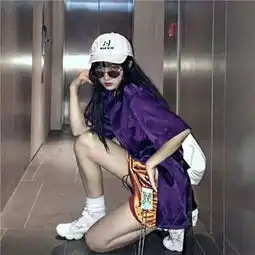  霸气有点酷的女生微博头像2018十恶不赦坏的别具一格