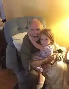  2018年冬天最暖心图片看哭无数人就算你满身是刺,也总会有人来爱你