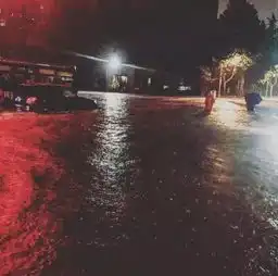  急急急西安即将暴雨来袭并且接下来一个月都是