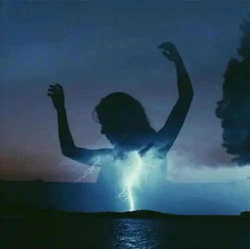  伤感扎心的句子说说,句句触碰泪点