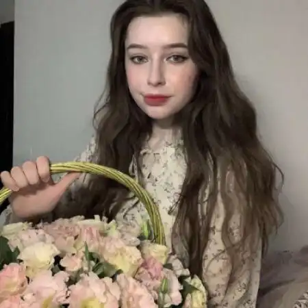  qq欧美女生头像有些话话都藏在眼泪里