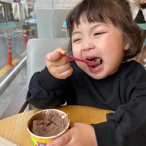  罗熙头像看我的点赞狂魔无影手