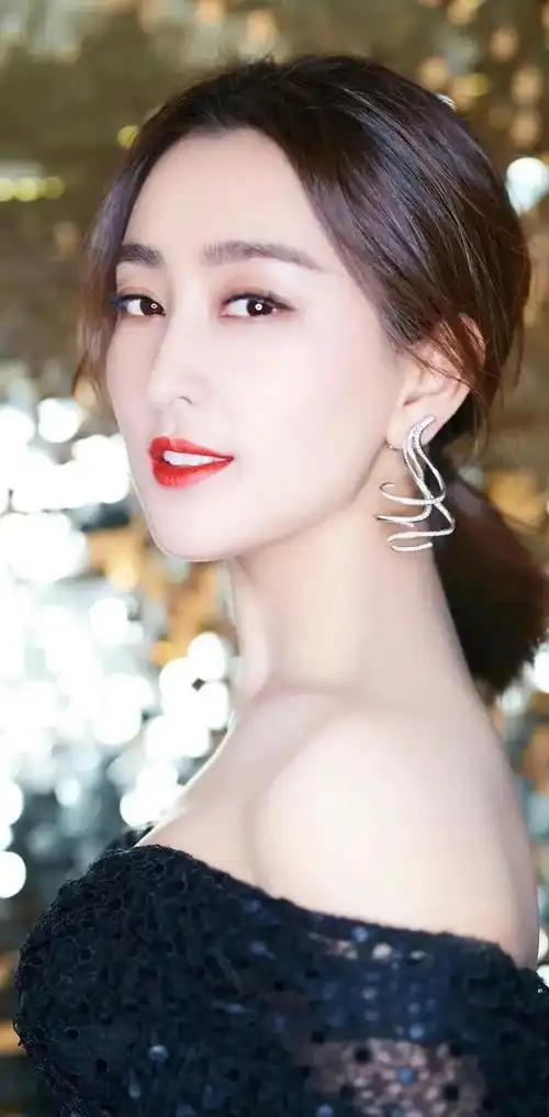 美女图集第17期马苏