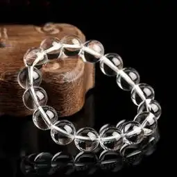  水晶手镯带着容易碰裂摘要天然水晶有许多分类