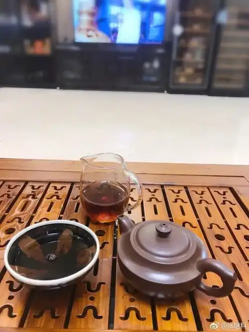  景甜张继科暗戳戳发糖这么久,情人节还不快点公开恋情