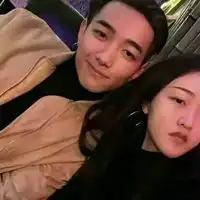  陪你一起搞笑情侣头像