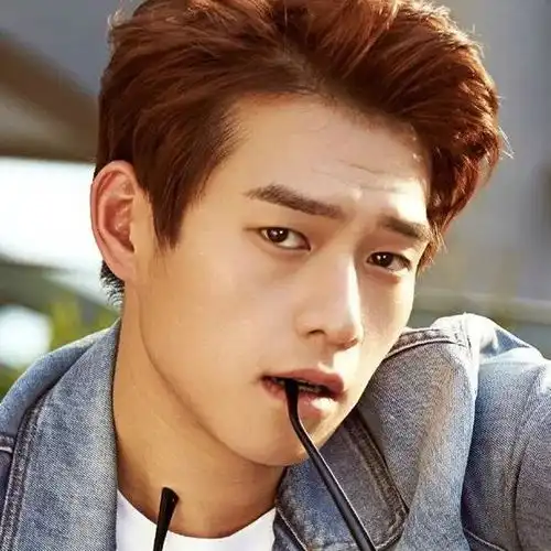  魏大勋遭嫌弃还被踢出粉丝群,这可能遇到了一群假粉丝吧