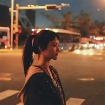  甜蜜情侣头像一对,我用余生来爱你