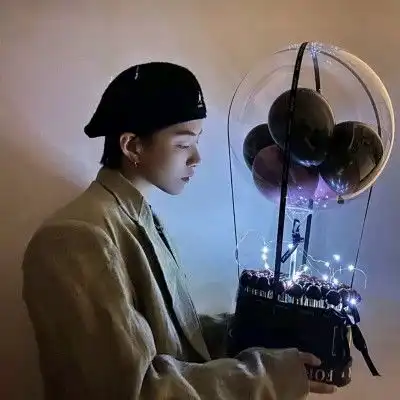  单人好看情侣头像