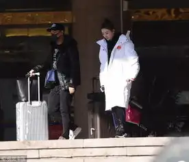 为什么没人再提景甜的背景