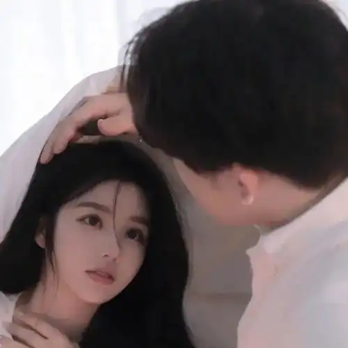  超火的情头你若在身边,风都是甜的