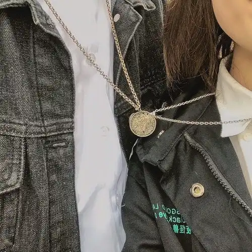 二三多人闺蜜项链女学生韩版简约心形锁骨链一对拼接吊坠生日礼物
