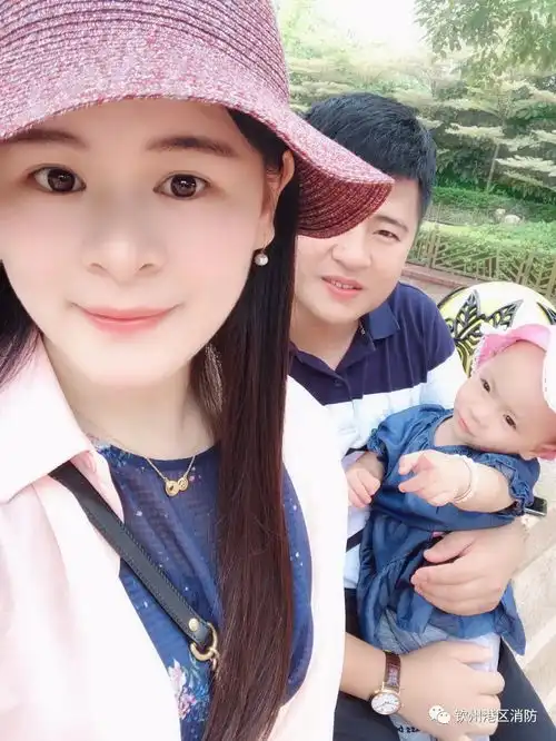  军功章有你的一半来自消嫂的诉说