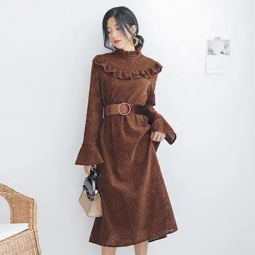  过年亲戚聚会,别乱穿衣服,这些洋气减龄的连衣裙让你引人注目