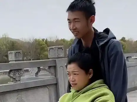 纪实湖北女子经历丧子瘫痪离婚后,嫁闺蜜儿子,与闺蜜婆媳相称