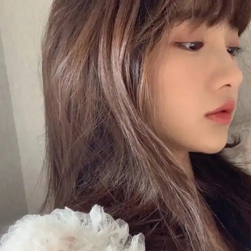 高颜值女生头像太i了