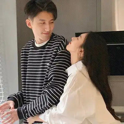  2023最新亲密爱人情侣头像