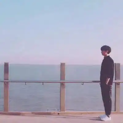  情侣头像丨和对的人在一起怎么样都行