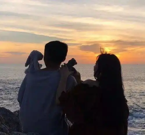  她为了你远嫁和倒贴,不敢真离婚的,妈,她就要再婚了