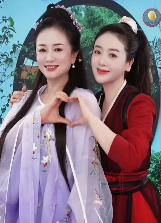 小李琳6岁女儿近照曝光,小眼睛单眼皮不像妈妈,被指是小版经超