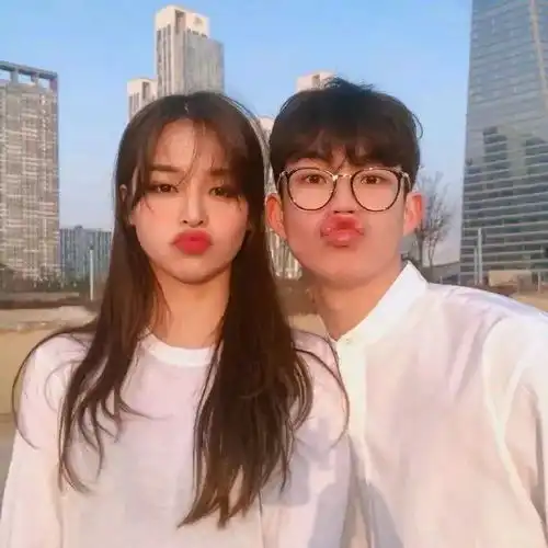  情侣头像,一组ins风情侣头像