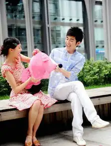  荧幕最佳情侣张翰郑爽甜蜜时尚情侣装大盘点