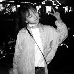  黑白色系酷女头悲喜自渡他人qq女生头像我要个性网