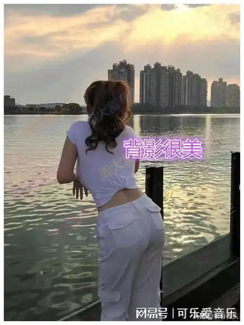  夕阳很大啊,男子和女子相亲一眼沦陷,一起看夕阳聊4个小时