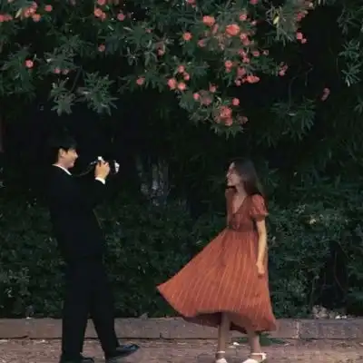  2021全新的超甜的真人情头背影又甜又有趣的真人情头大全