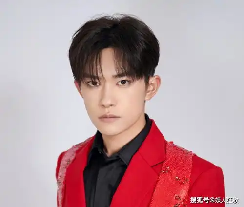  q音粉丝量排名前7的歌手流量明星惨遭打脸,这数据才叫做真实